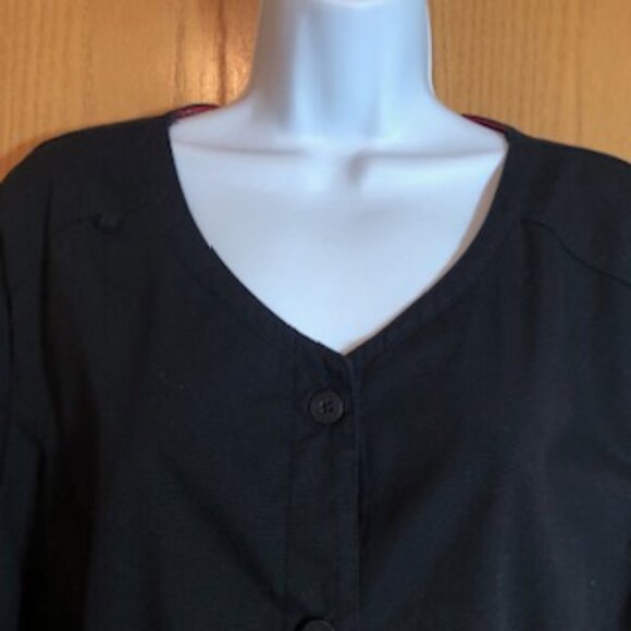 NWOT Dickies Women's Black Scrub Top 2X Button Down Short Sleeve Pockets V Neck - Picture 8 of 10